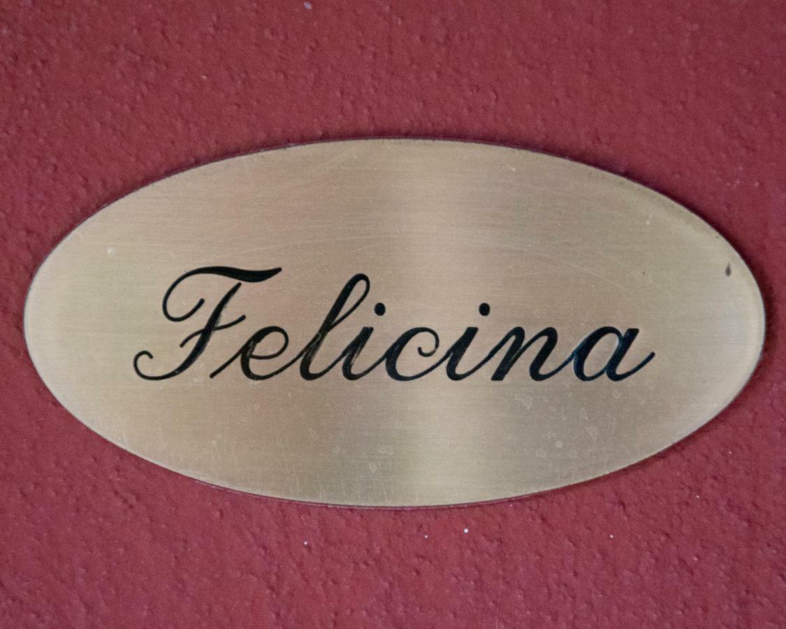 Goccia Di Vino Affittacamere *